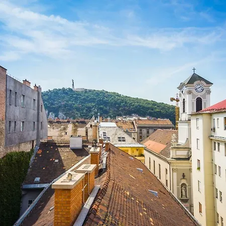Premium Serviced Residences- Nyari Pal Utca Apartment Budapest
